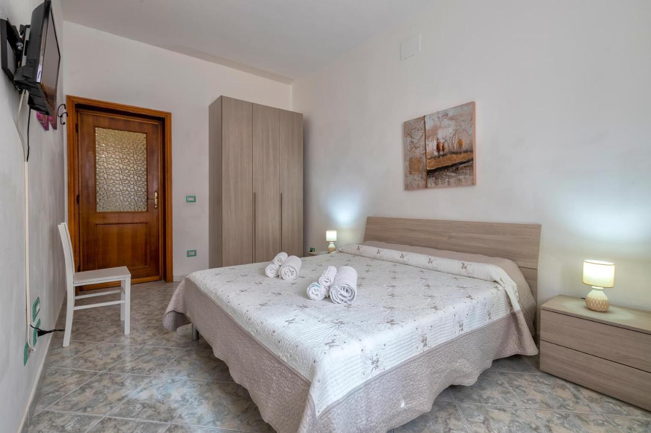 Apartment Il Nespolo , Vicino Alle Spiagge, Per Coppie E Famiglie *